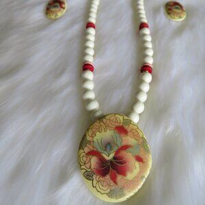 Vintage Beaded Necklace & Matching Earrings With Floral Design